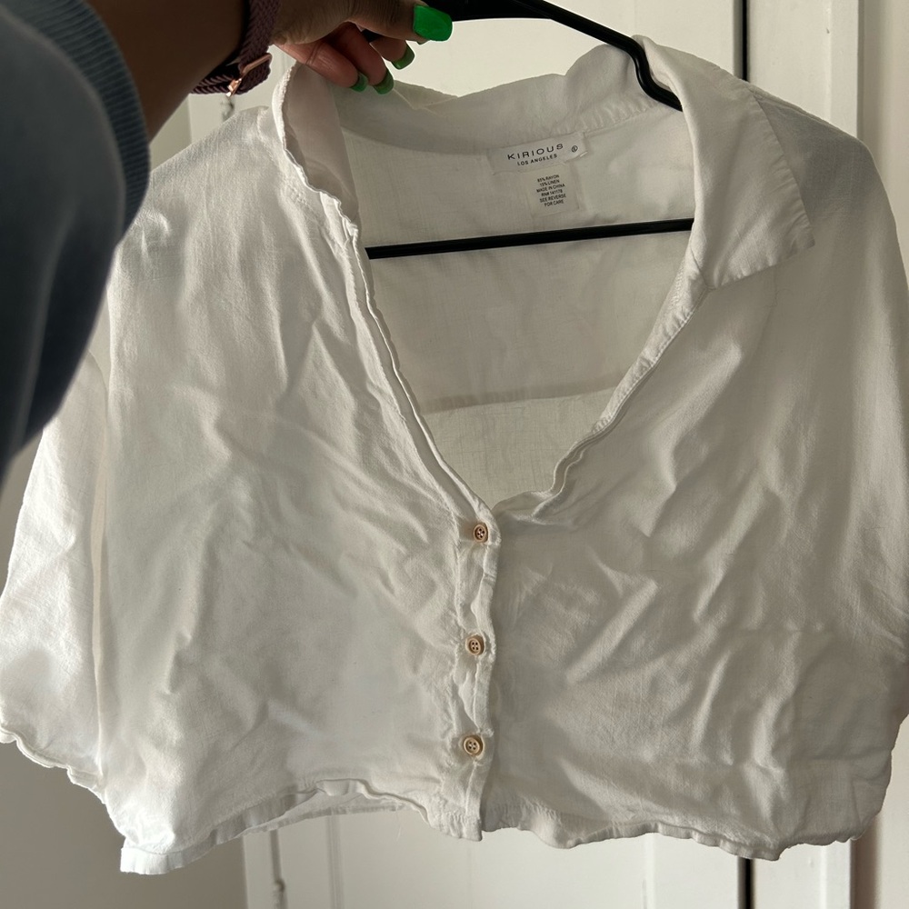 Women's White Button-Up Crop Top